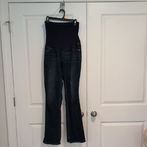 Women's Black High-Waisted Jeans